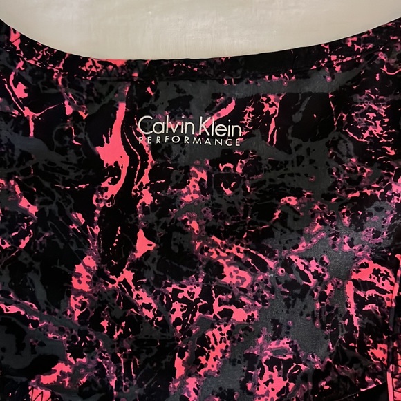 Calvin Klein racer back tank EUC-bright pink/black/gray splatter pattern LARGE - Picture 3 of 8